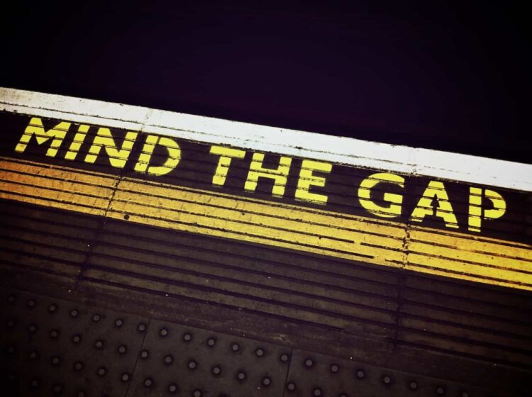 Security pros miss one in three security breaches