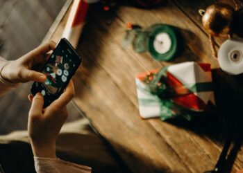 Holiday havoc: Surge in cyber threats threatens festive season joy