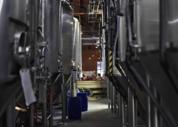 Photo by ELEVATE: https://www.pexels.com/photo/blue-plastic-pail-1267361/