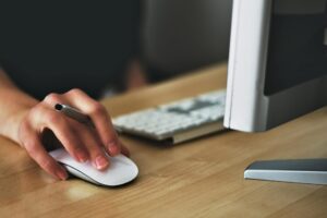 Photo by Vojtech Okenka: https://www.pexels.com/photo/person-holding-apple-magic-mouse-392018/