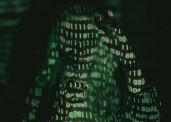 Photo by Cottonbro Studio: https://www.pexels.com/photo/green-and-white-lights-5473951/