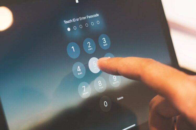Weak password reuse crisis remains