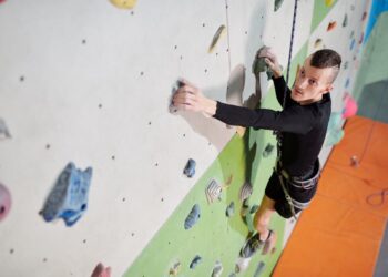 Cyber risks and AI dependency emerge as key concerns for financial institutions