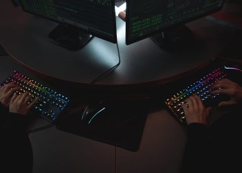 More Singapore firms setting up own SOCs