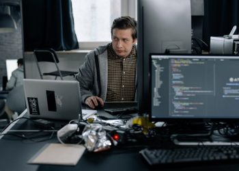 Visibility gaps worsen as AI expands APIs