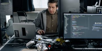 Visibility gaps worsen as AI expands APIs