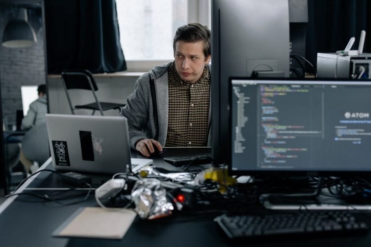 Visibility gaps worsen as AI expands APIs